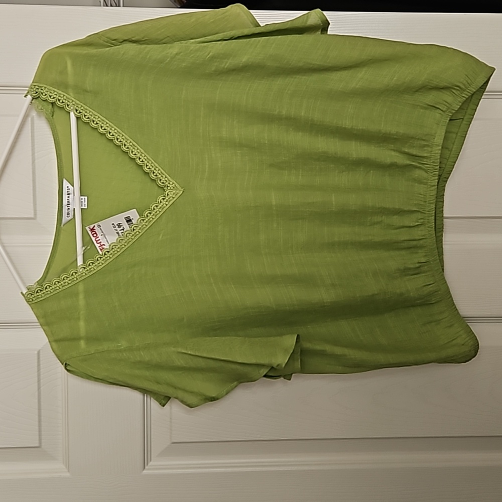 Green shirt